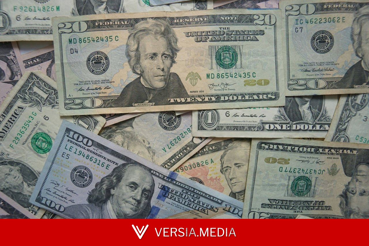 Dólar hoje cai 0,48%, a R$ 5,12, acompanhando exterior, com tensões no Oriente Médio