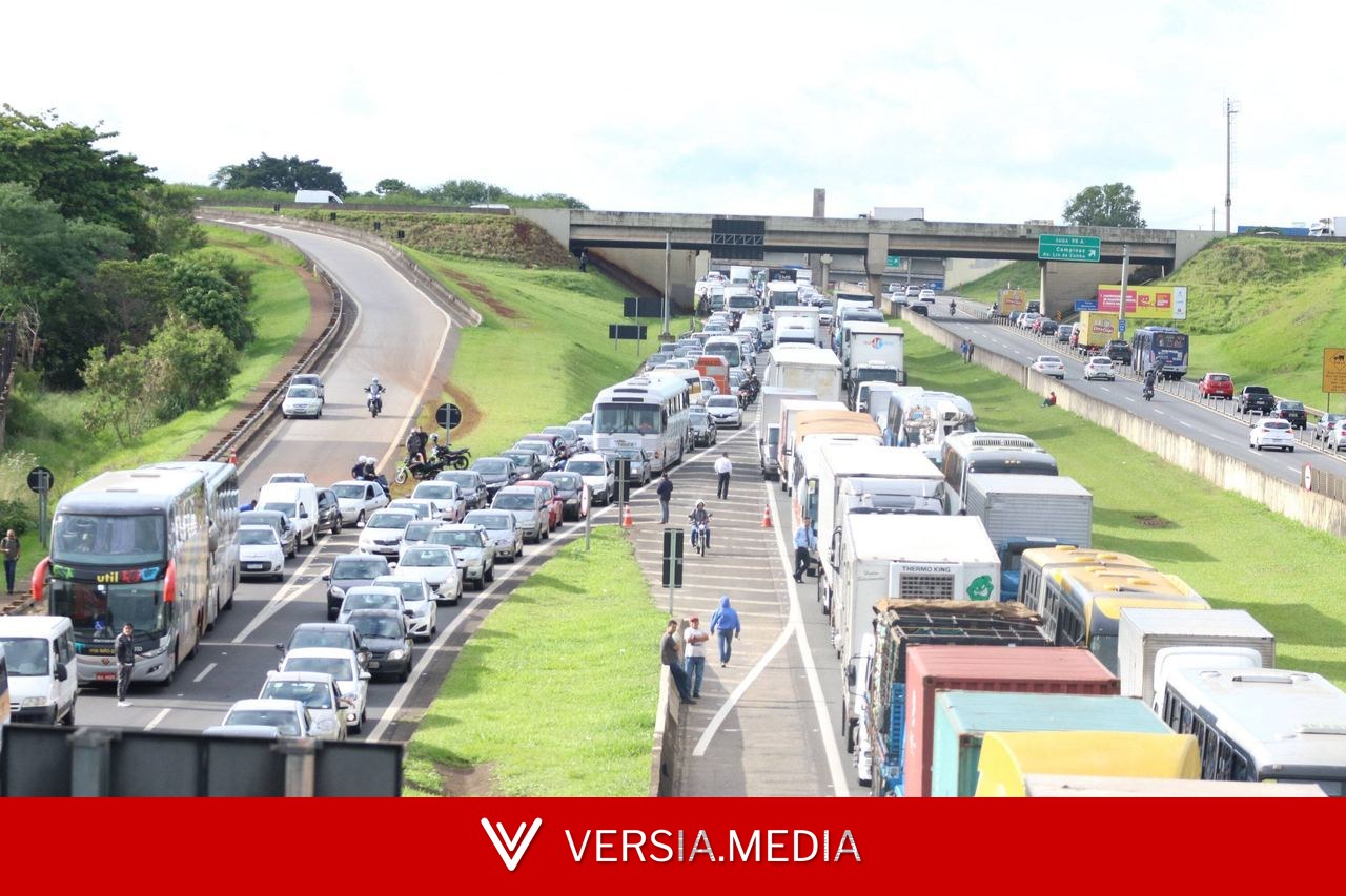Câmara aprova ‘jabuti’ que anistia caminhoneiros de bloqueios em MP do Frete